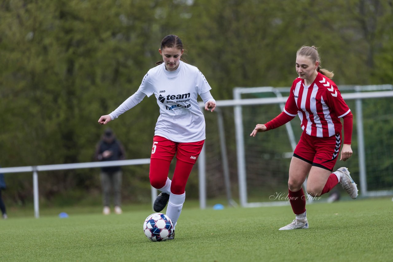 Bild 88 - wBJ SV Wahlstedt - TuS Tensfeld : Ergebnis: 0:0